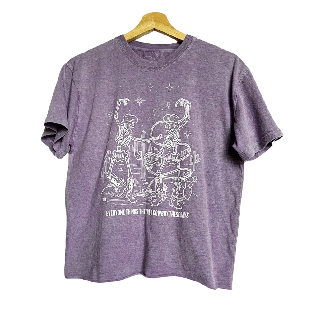 Everyone Thinks They’re a Cowboy NWOT Graphic Tee